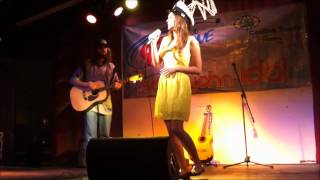 SJ IDOL Katie Mini Concert   Fault Line Katherine McPhee  Song 2