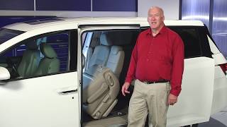 Video 6 of Product Honda Odyssey 5 Minivan (2018)