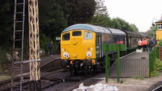 preview picture of video 'Mid Hants Diesel Gala Alton to Alresford with Class 24 081'