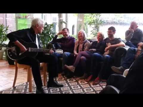 2014-04-13 - Doug MacLeod plays in the Library in Hoorn, The Netherlands.