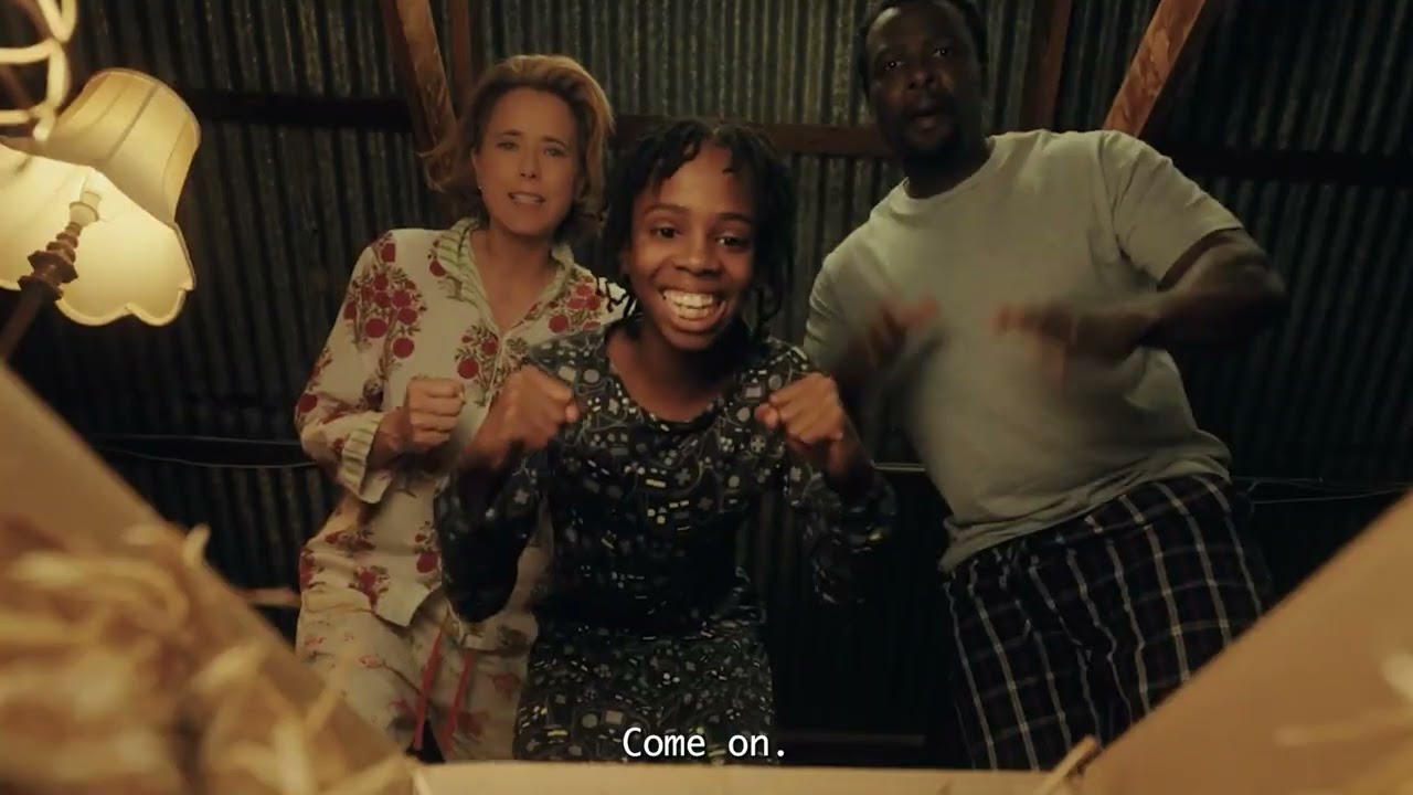 Tea Leoni Introduces a Scene From Her Movie BIRD BOY