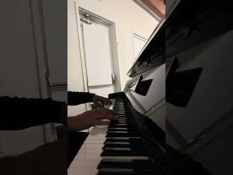 Playing Piano Poorly 289