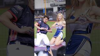 領域展開！拍照必中模式 #cheerleader #台湾チア #fancam #美女 #可愛 #富邦angels #富邦悍將啦啦隊 #秀秀子 #小白 #fubonangels #allstargame