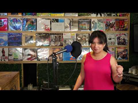 " La Violeta y la Parra" Dominique Leiva canta en Long Play