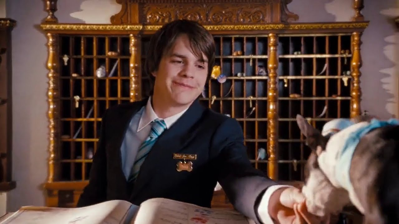 Which hotel was used in hotel for dogs? Tipseri