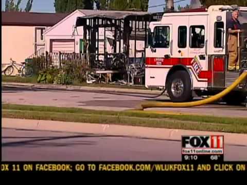 Fire breaks out at Bellevue mobile home