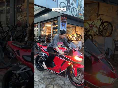 Kas kas ko Dream Bike Paro CBR600RR ❤️🔥 @alishakhadgi9769 #superbike