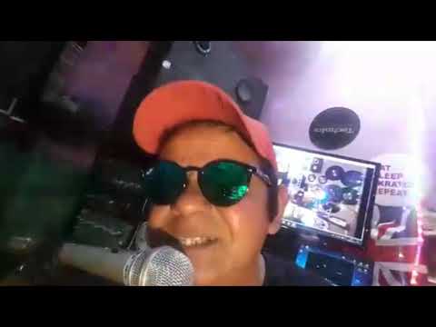 vilmar the best cantando a música All Mi Love de Led Zeppelin