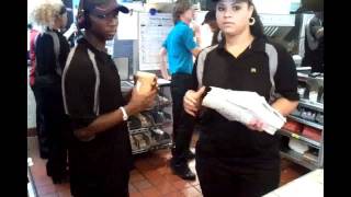 preview picture of video '№ 1027 США Удивительный McDonalds Key West Florida'
