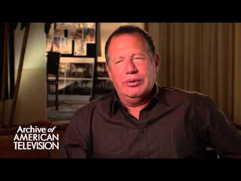 Garry Shandling discusses advice for aspiring comedians - EMMYTVLEGENDS.ORG