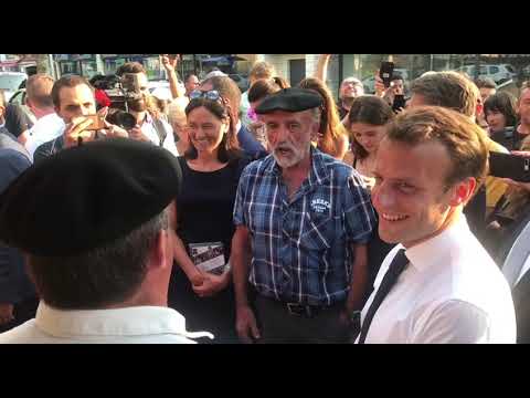 Emmanuel Macron chante Se Canto avec Sandrine Mörch