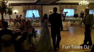 preview picture of video 'Fun Times DJ at Deer Path Inn in Lake Forest, IL'