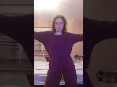 @SandraAfrikaTV  feat. @DeniBonestajofficial- Pogledaj me 2009- Official Cover for 2021 🥰💃🏻 |מריה