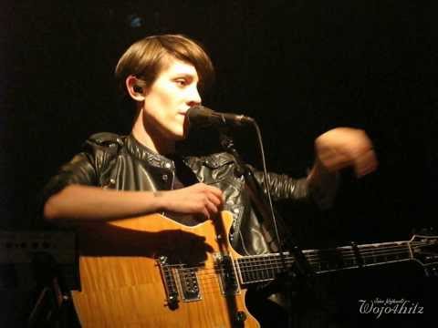 12/18 Tegan & Sara - Children In Bars + Nineteen @ Atelier Babylon, Bratislava, Slovakia 11/08/13