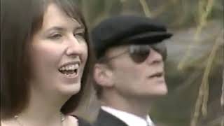 Maddy Prior, Rick Kemp, Michael Chapman : Love's Not Just A Word