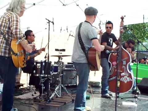 Hurrican Felix and the Southern Twisters at the Diablos Car show in Alberta 2010