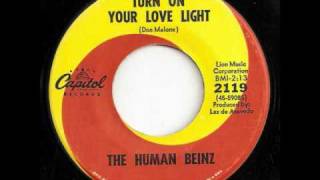 The Human Beinz - Turn On Your Love Light (Capital 1968)