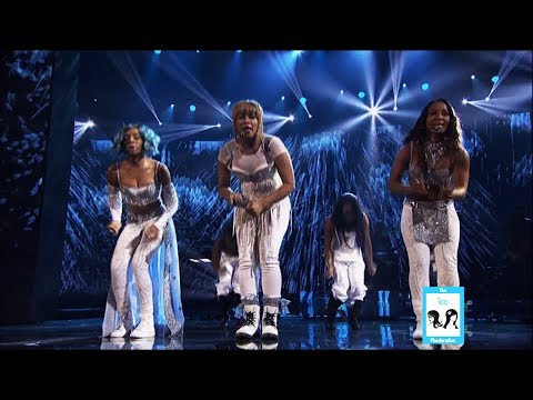TLC "Waterfalls" with Lil' Mama at the American Music Awards | LIVE 11-24-13