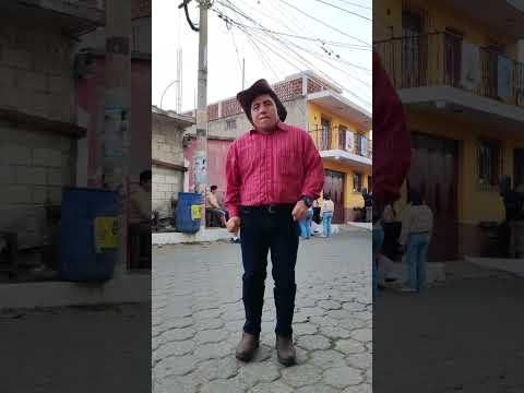 Aquí paseando en casa de una tía en San Andrés Itzapa Chimaltenango José Cortez Bailando👏👏👏🕺🏻🕺🏻👍👍✨✨