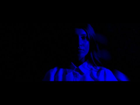 Lindsey Lomis - Feel (Official Music Video)