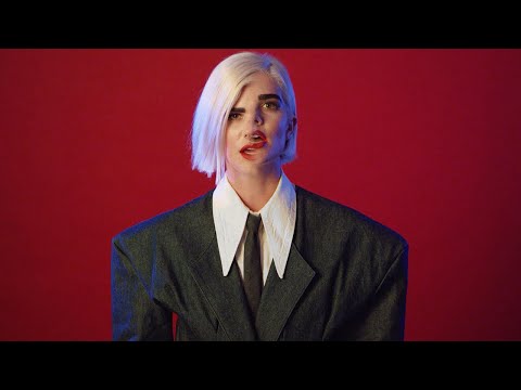 download lagu mp3 mp4 Bec Sandridge, download lagu Bec Sandridge gratis, unduh video klip Download Bec Sandridge Mp3 dan Mp4 Popular Gratis
