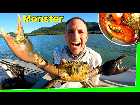 Solo boat camping in paradise - Big Mud crabs and Amazing islands - EP.563