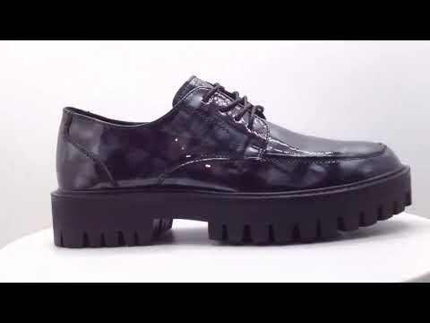 Casual Leather Shoe For Comfortable Man With Plant To Increase Your Height