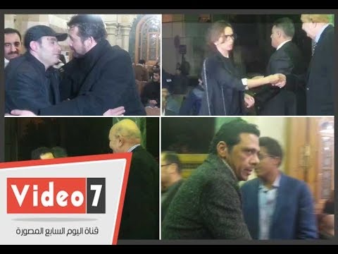 أحمد حلمى والسقا وكريم عبد العزيز وزينة فى عزاء والدة تامر حبيب