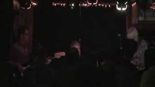 Bill Kirchen : How Mountain Girls Can Love