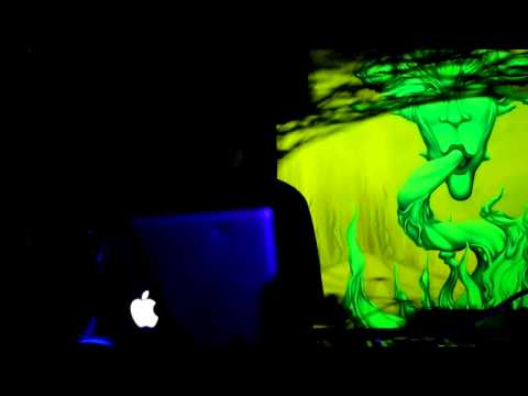 Deep and mystical transmission The Mars Twister Atomental feath Tilaka TILAKA LIVE@Dynamo march 2013