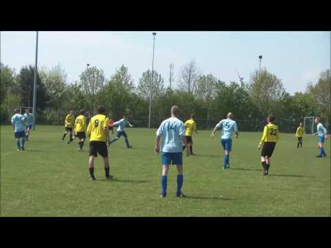 Blauw Geel'55 7 - Lunteren 4 (06-05-2017)