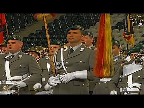 Königgrätzer Marsch: Stabsmusikkorps der Bundeswehr/Wachbataillon BMVg NATO-Musikfestival 2010