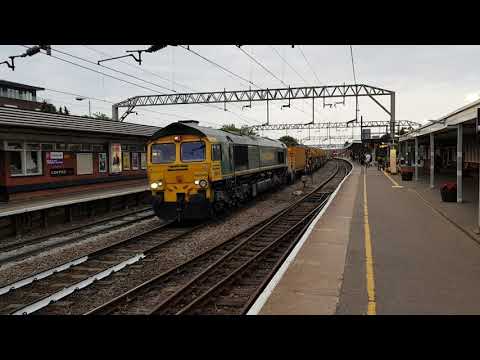 The Network Rail HOBC passes Colchester, said to be the longest train in Great Britain