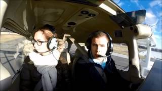 preview picture of video 'C172 G1000 TakeOff RWY32 Farmingdale, New York with ATC'