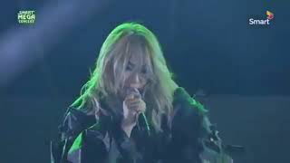 CL - &#39;HELLO BITCHES&#39; (SMART MEGA CONCERT in CAMBODIA)