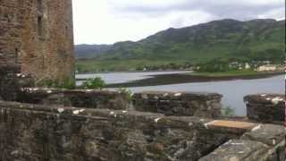 preview picture of video 'Cinematic Scotland's Brave Tour: Eilean Donan Castle'