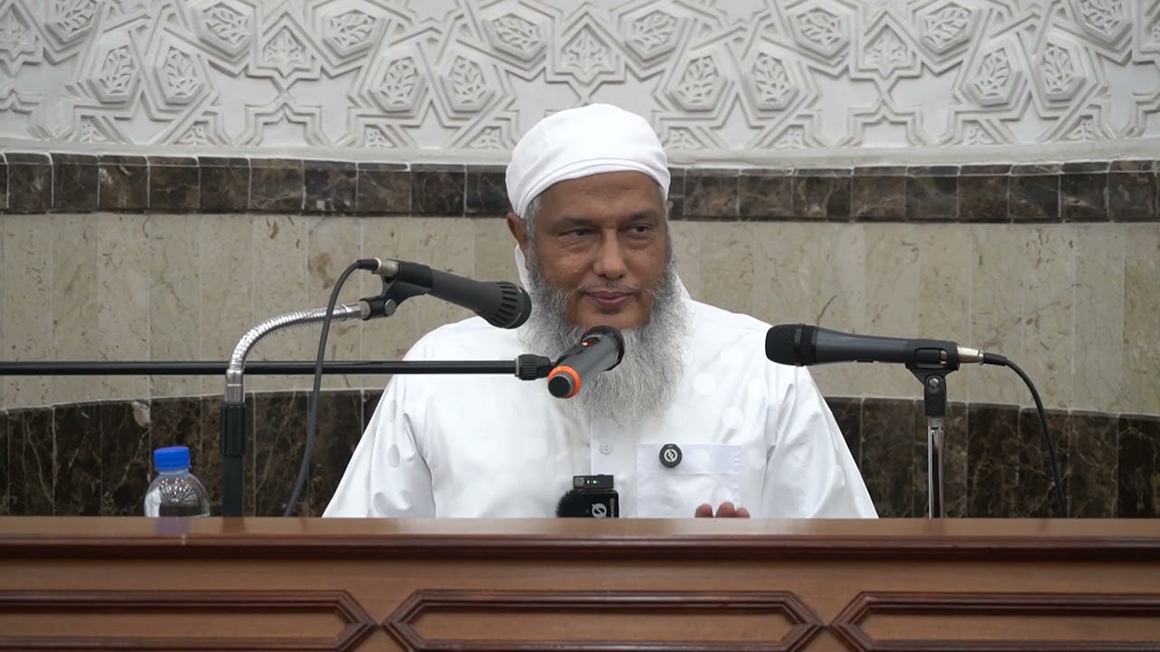 لمن تكون تسمية الولد ؟ فضيلة الشيخ محمد الحسن الددو يجيب