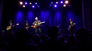 Nick Lowe & Los Straitjackets- "I knew the Bride".  12/16/15 Portland, OR
