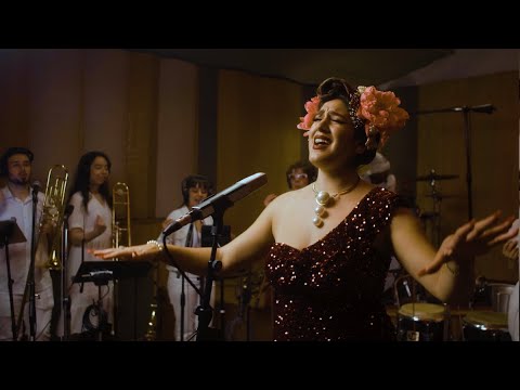 La Doña & Friends video