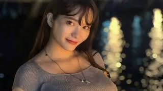 ナイスバディーで話題のラウンドガール　黒ミニショーパンでの筋肉質な美脚S！フォロワーもん絶「女神！」