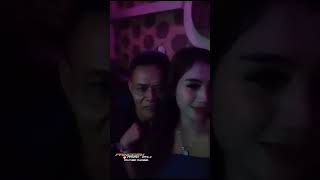 Download lagu Karaoke di room sambil peluk mbak lc yang cantik🔥nikmat mana yang kao dustakan#rom#lc#karaoke mp3