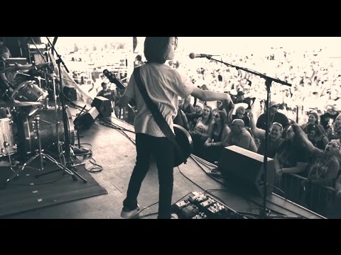 California young rockers WJM cover No One Knows at Rock The Falls Festival