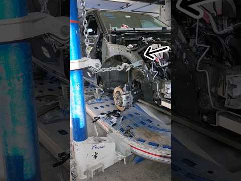 como jalar soporte radiador #toyota #highlander #carrepair #autotech #autobody #carpainting