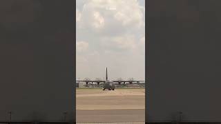 Download lagu 500 Fighters vs an AC-130 Gunship mp3 Download lagu 500 Fighters vs an AC-130 Gunship mp3