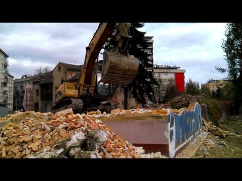 Rušenje starih kuća u Nazorovoj
