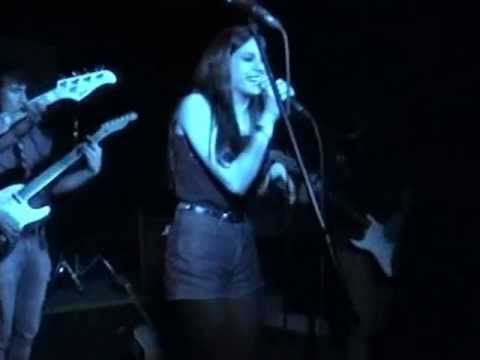 Too close - On the Moove - Tündérgyár