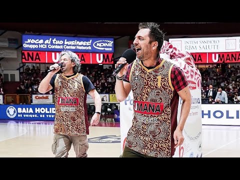 “VENETO ALÈ ALÈ” durante la partita Reyer Venezia-Armani Milano al Taliercio di Mestre