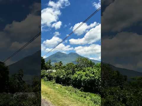 Imponente vista del volcán de San Vicente desde Verapaz 🇸🇻