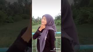 Download lagu Awek tudung mp3 Download lagu Awek tudung mp3