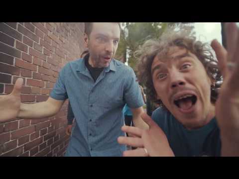 Monsters of Liedermaching - Scheiß CD (Official Video)